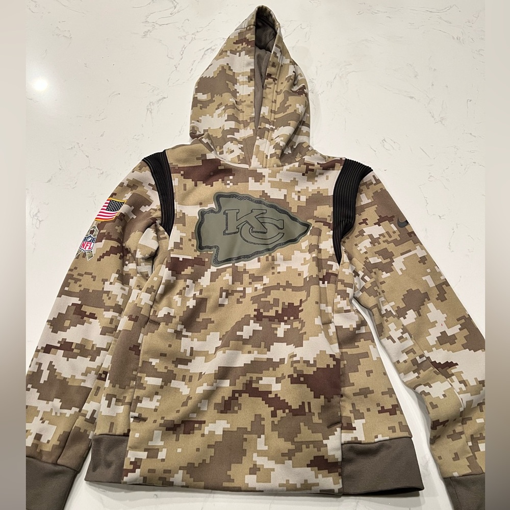 Kansas City Chiefs Nike Military Camo Hoodie NFL size small
